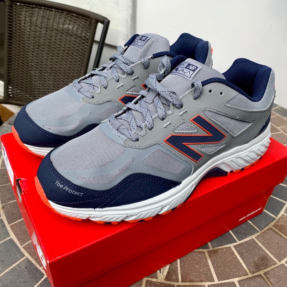 NEW New Balance Trail Running Sneakers (Size 11)